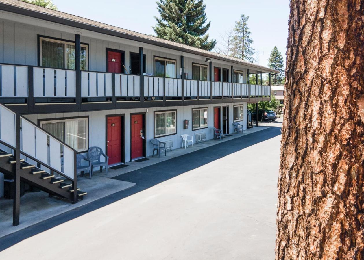 Charm Motel & Suites Burney 外观 照片