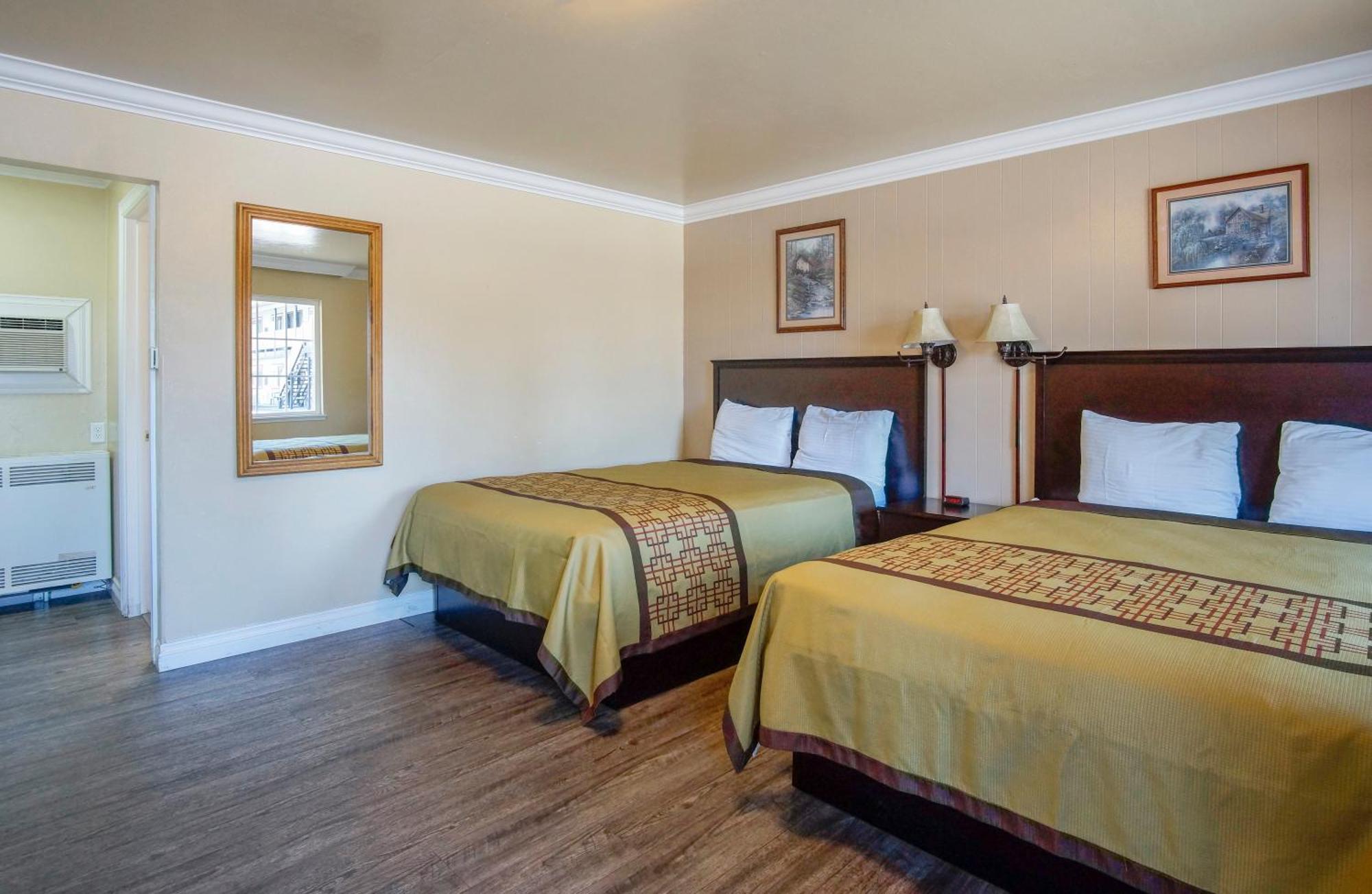 Charm Motel & Suites Burney 外观 照片